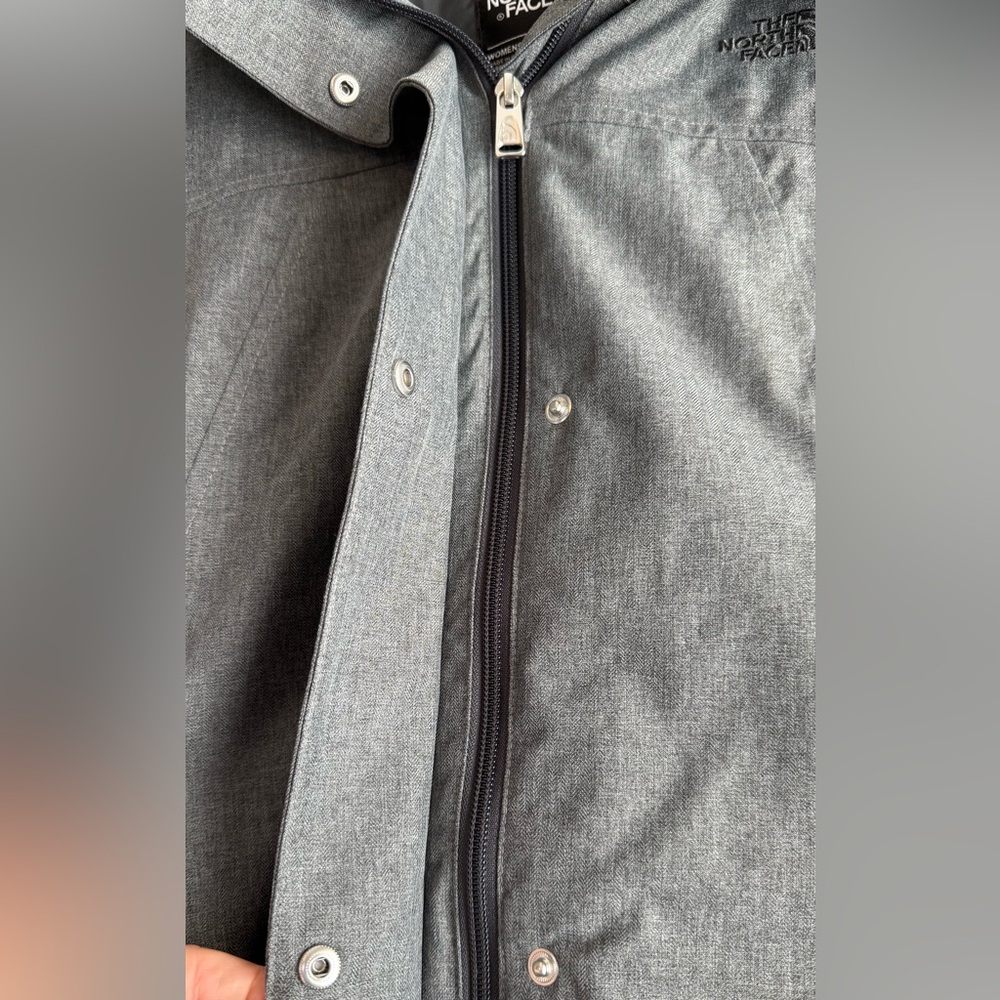 The North Face Women's Laney II Trench in Heather Gray size M - Picture 11 of 16